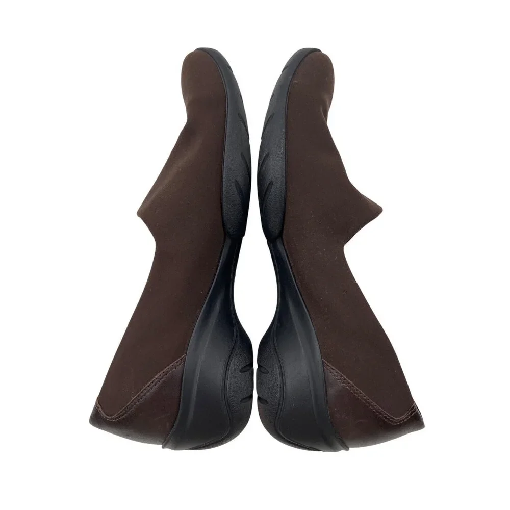 Ecco Women's size 37 eu US size 7 Stretch‎ Slip On Flat Felecia